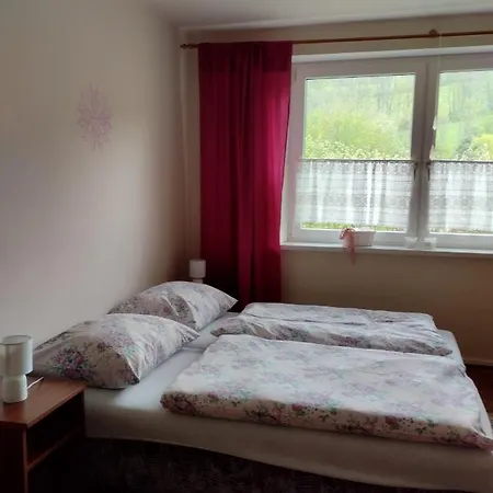 štempel Karol , Bělá Pod Pradědem, Domašov 412 Сasa de vacaciones *